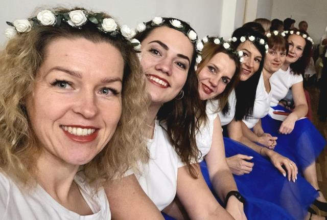 Dāmu deju grupa ,,Kaimītes"